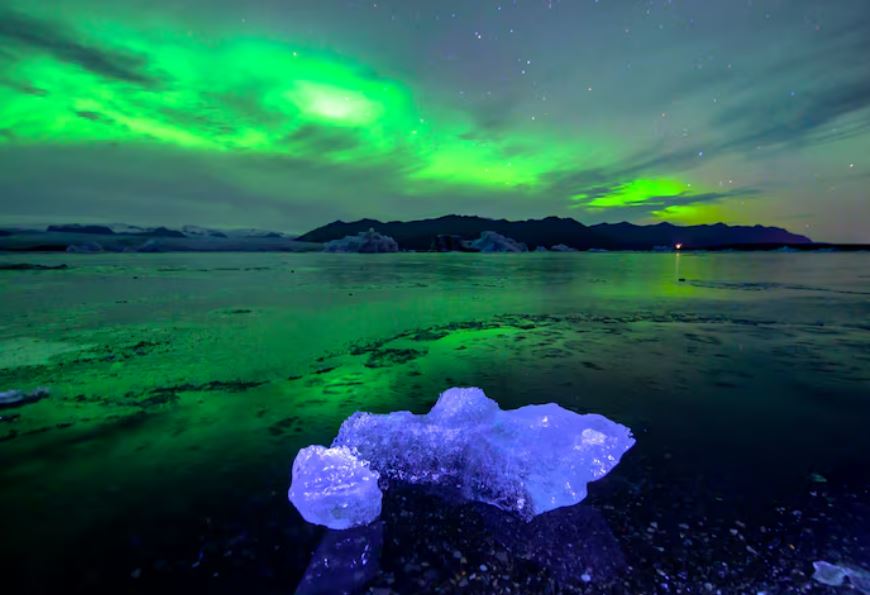 Aurora Borealis NOAA Watch Issued - 10 U.S. States Could Witness Northern Lights Tonight