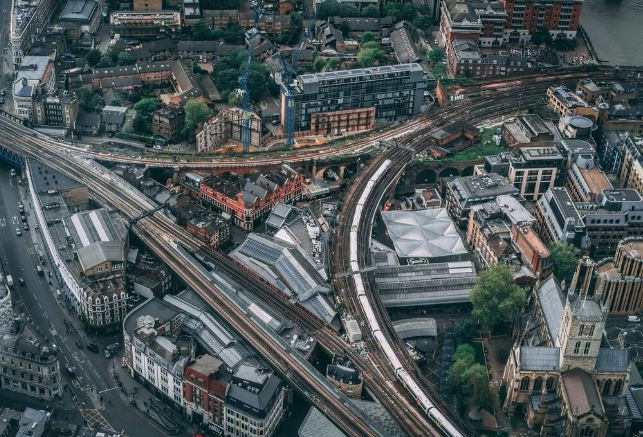 From Manchester to London: The Uneven Geography of UK Growth