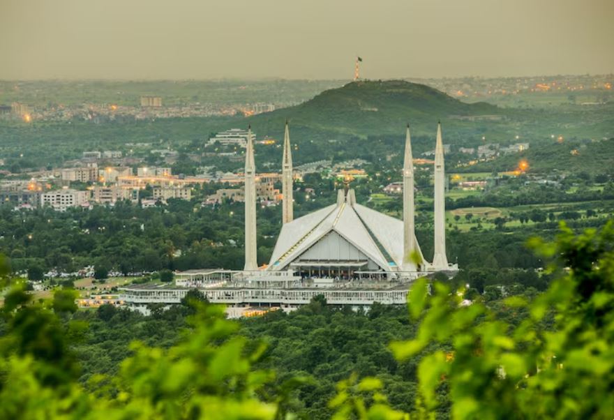 How Pakistan Became the Most Important Country in the Iran War Nobody Expected