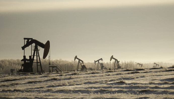 Brent Crude Above $95: Who Wins and Who Loses in the Oil Price Surge?