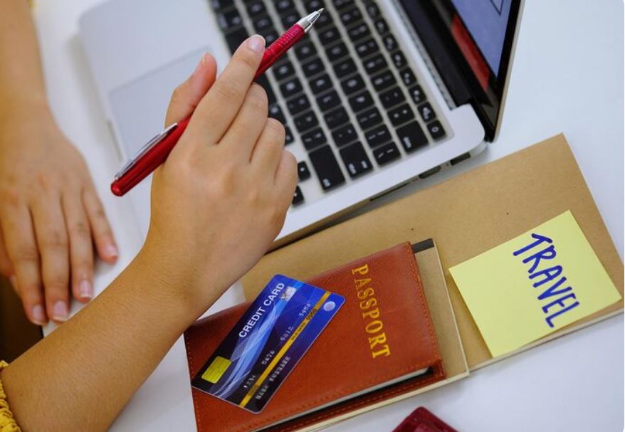 h1b visa layoffs meta amazon