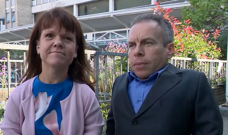 warwick davis girlfriend